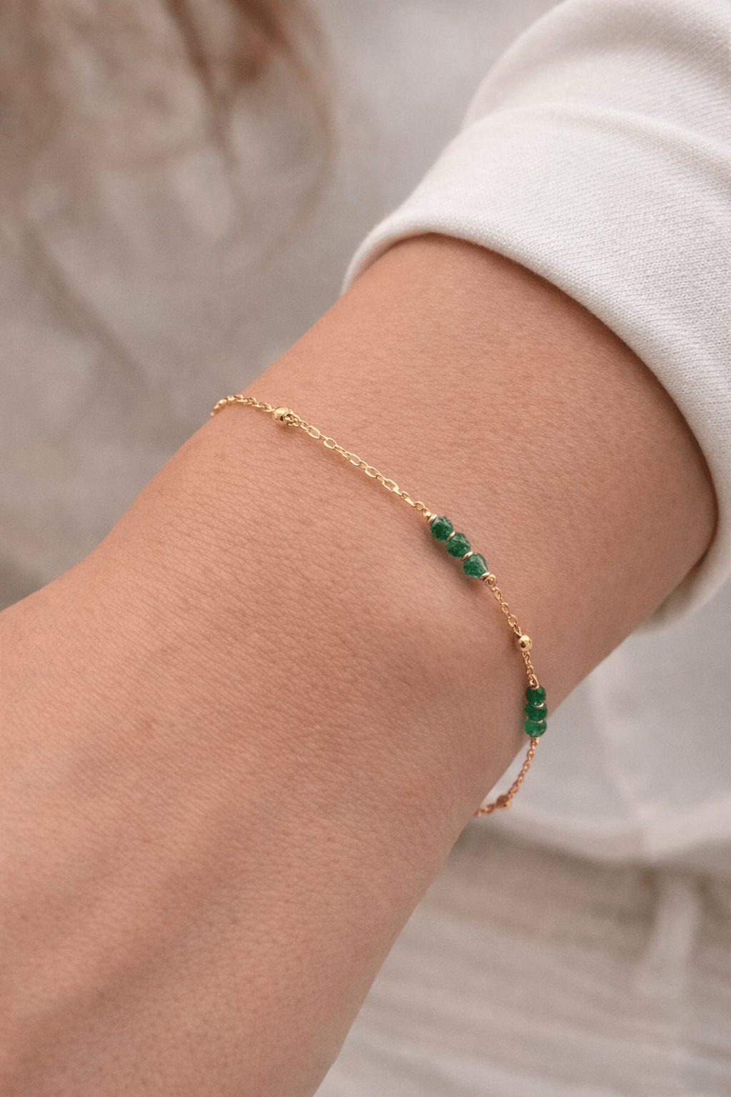 Beautiful real 18k gold bracelet with natural emerald stones size 7 - Alejandro Jewelry LLC