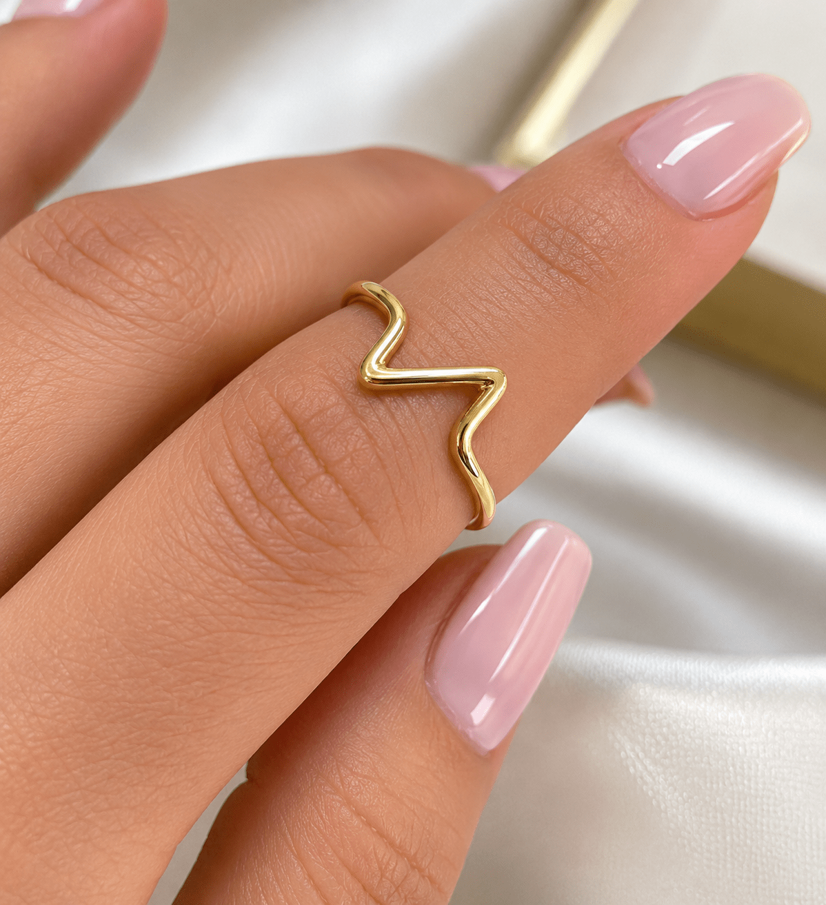 10K Real Gold Women’s Ring – Size 8 - Alejandro Jewelry LLC