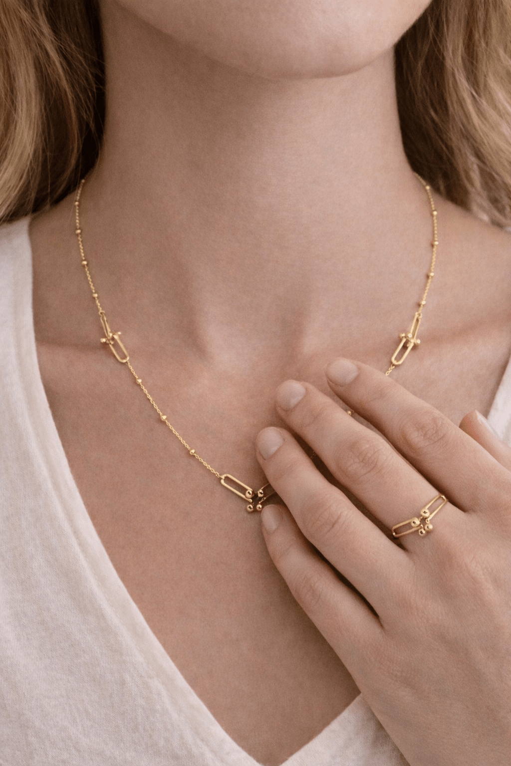 Beautiful set for ladies chain with gold ring 14k real size 18 the chain and the ring size 7 - Alejandro Jewelry LLC