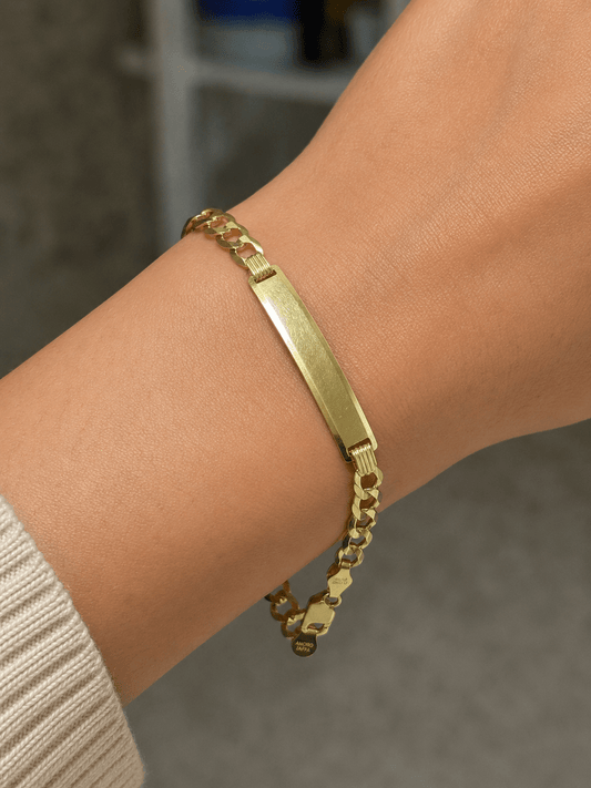 Elegant 10K Real Gold Solid Bracelet for Women – Size 7, 4.7 mm. Crafted with a timeless and sophisticated design, this beautiful bracelet offers a luxurious shine and durable solid gold construction, perfect for everyday wear or special occasions. A clas - Alejandro Jewelry LLC